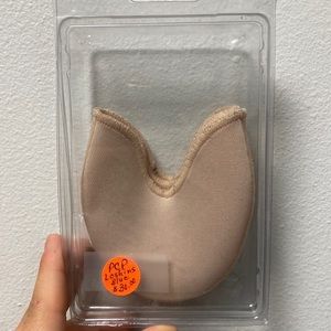 Toe pads for pointe shoes